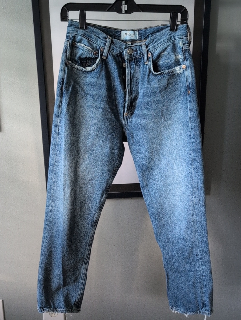 Agolde Riley Jeans - Size 27. Button fly.